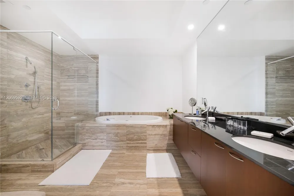 15901 Collins Ave #707 Sunny Isles Beach, FL 33160