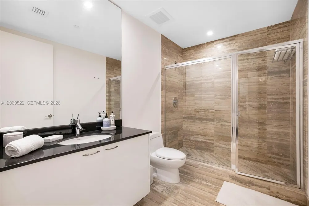 15901 Collins Ave #707 Sunny Isles Beach, FL 33160