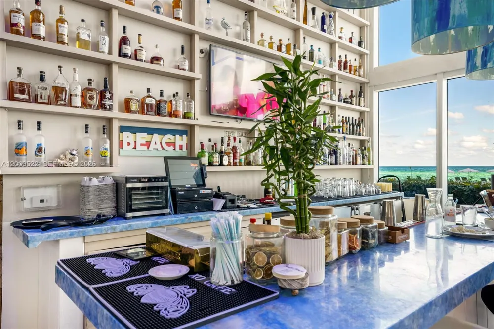 15901 Collins Ave #707 Sunny Isles Beach, FL 33160