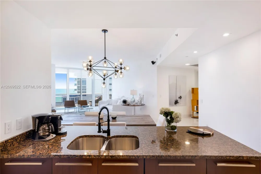 15901 Collins Ave #707 Sunny Isles Beach, FL 33160