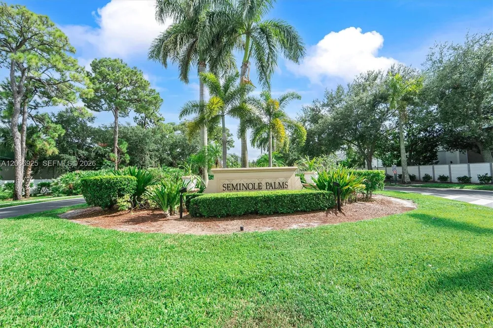 2410 Seminole Palms Dr Green Acres, FL 33463