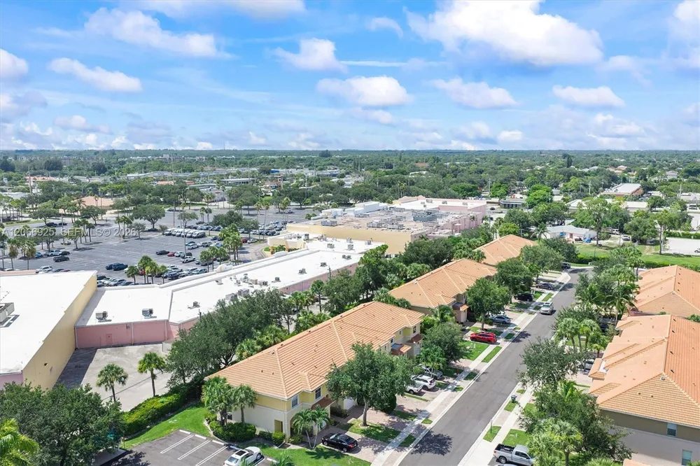 2410 Seminole Palms Dr Green Acres, FL 33463