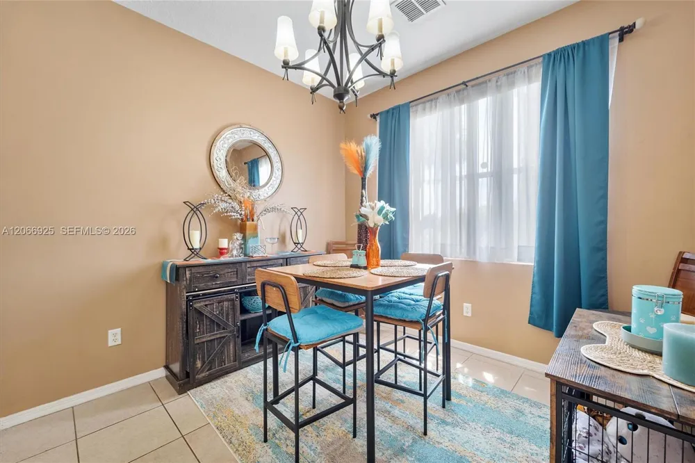 2410 Seminole Palms Dr Green Acres, FL 33463