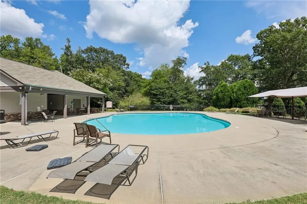 8630 Gladden Lane Suwanee, GA 30024