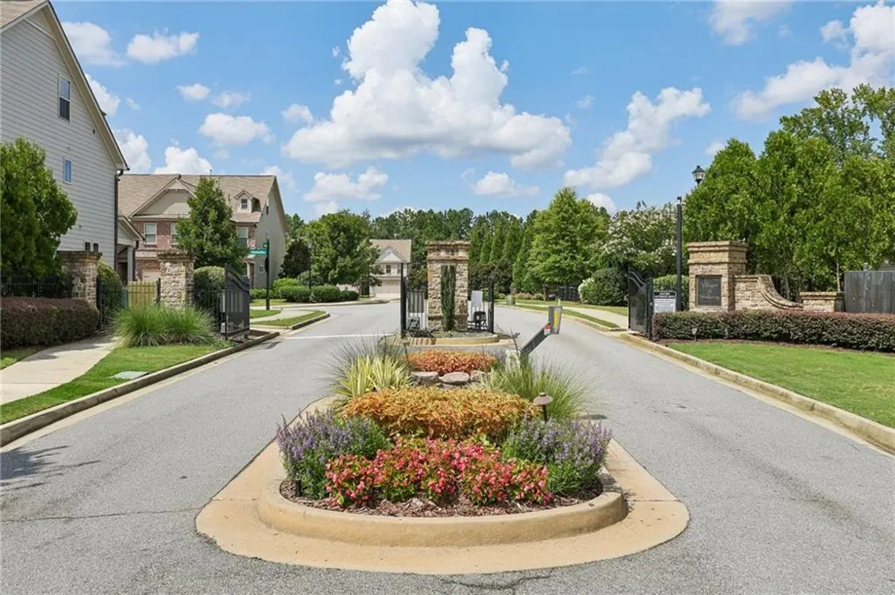 8630 Gladden Lane Suwanee, GA 30024