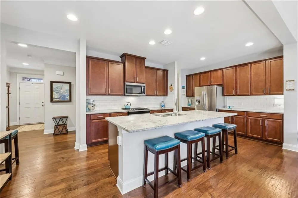 8630 Gladden Lane Suwanee, GA 30024
