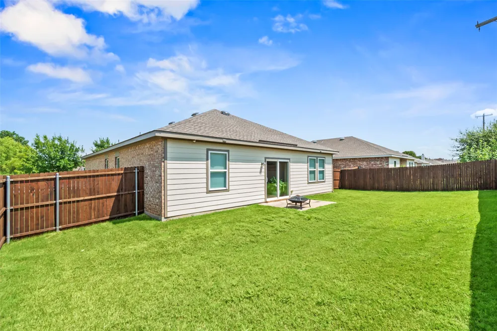 500 Swift Current Drive Crowley, TX 76036
