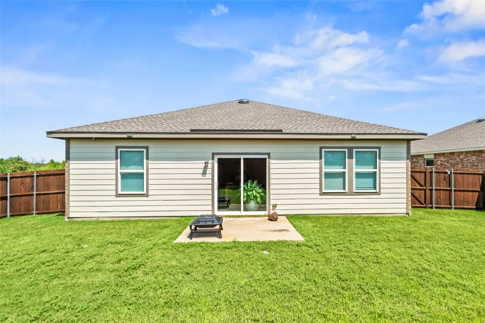 500 Swift Current Drive Crowley, TX 76036