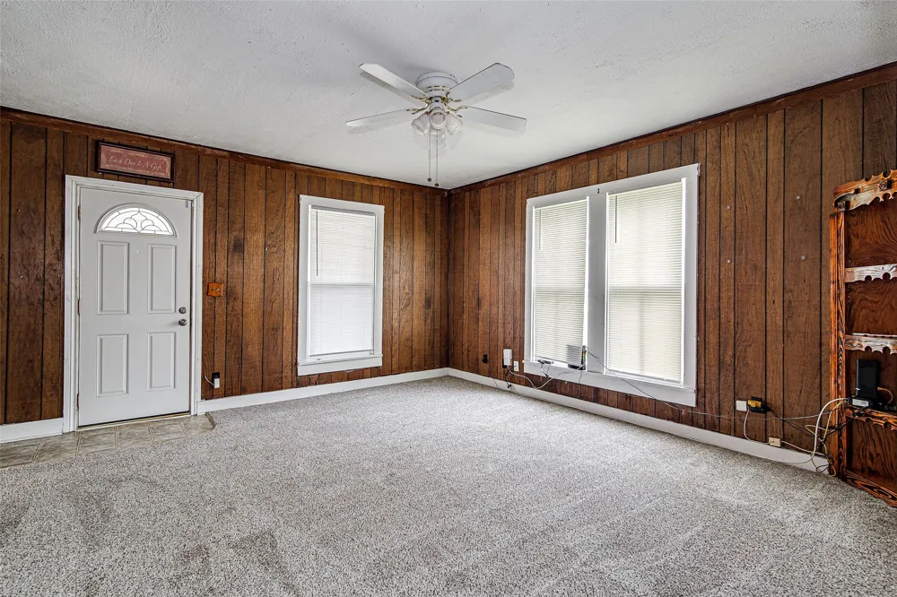 507 W Heard Street Cleburne, TX 76033