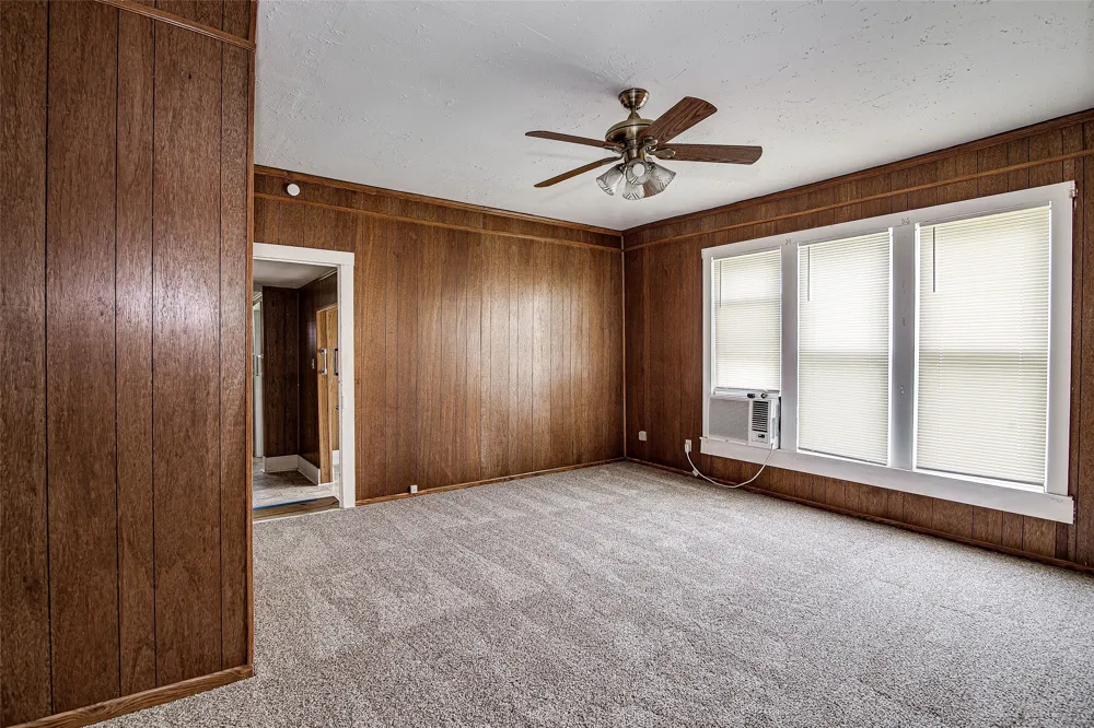 507 W Heard Street Cleburne, TX 76033