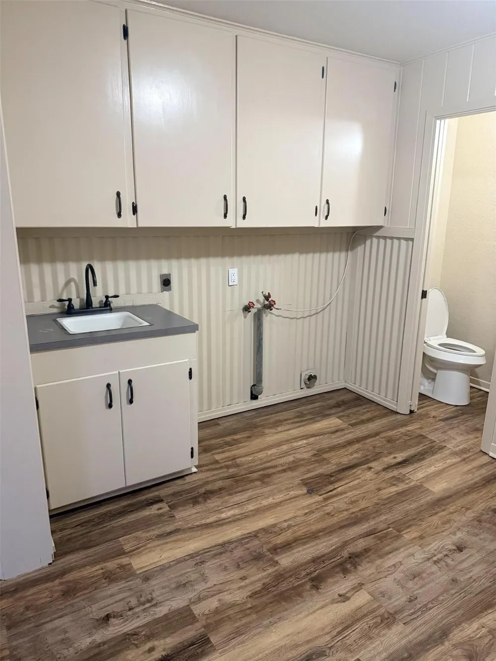 2509 Hutchins Lane El Campo, TX 77437