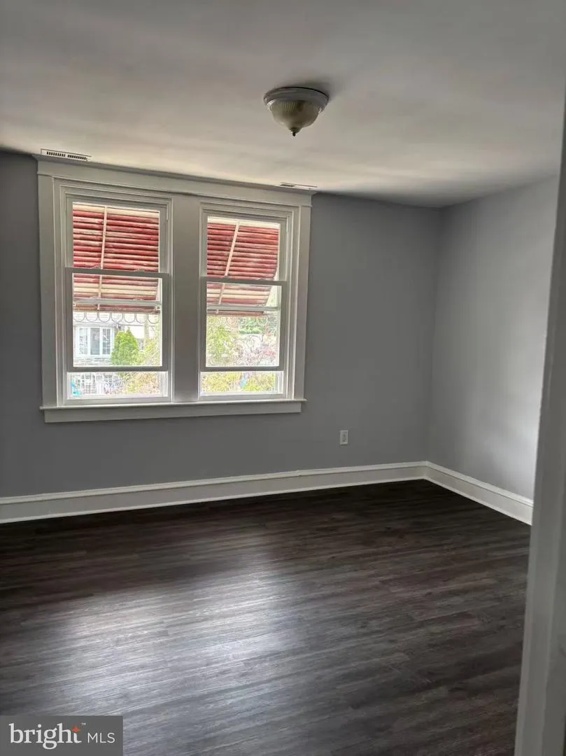 5904 ALMA STREET Philadelphia, PA 19149