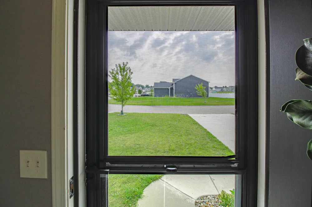 1742 Burr Pond Lane Vicksburg, MI 49097
