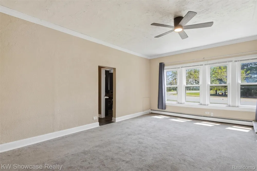 2220 Wixom Road Commerce Charter Township, MI 48382