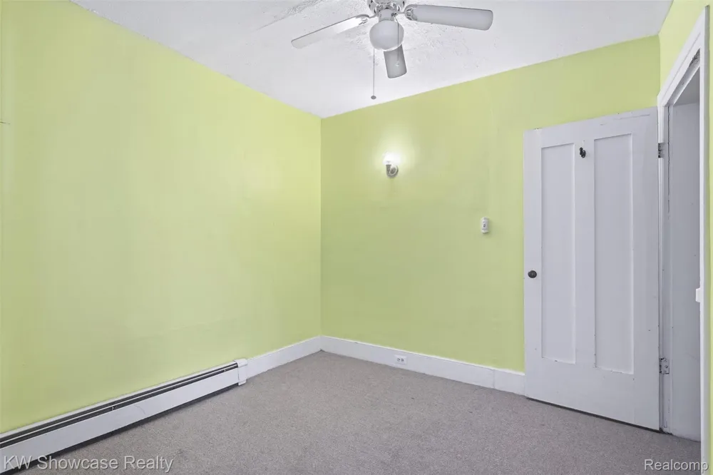 2220 Wixom Road Commerce Charter Township, MI 48382
