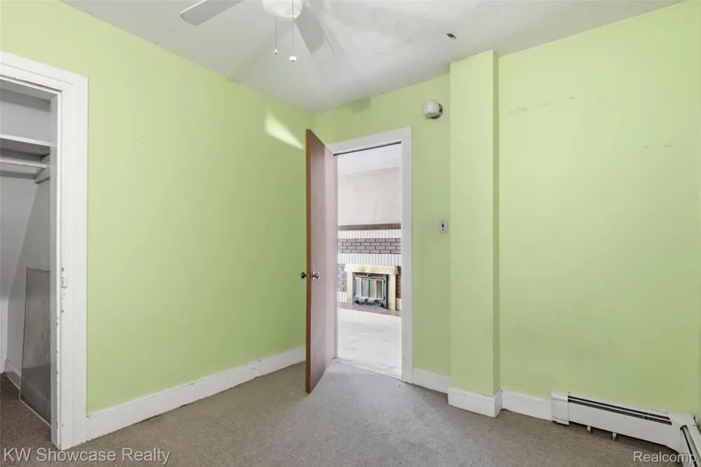 2220 Wixom Road Commerce Charter Township, MI 48382