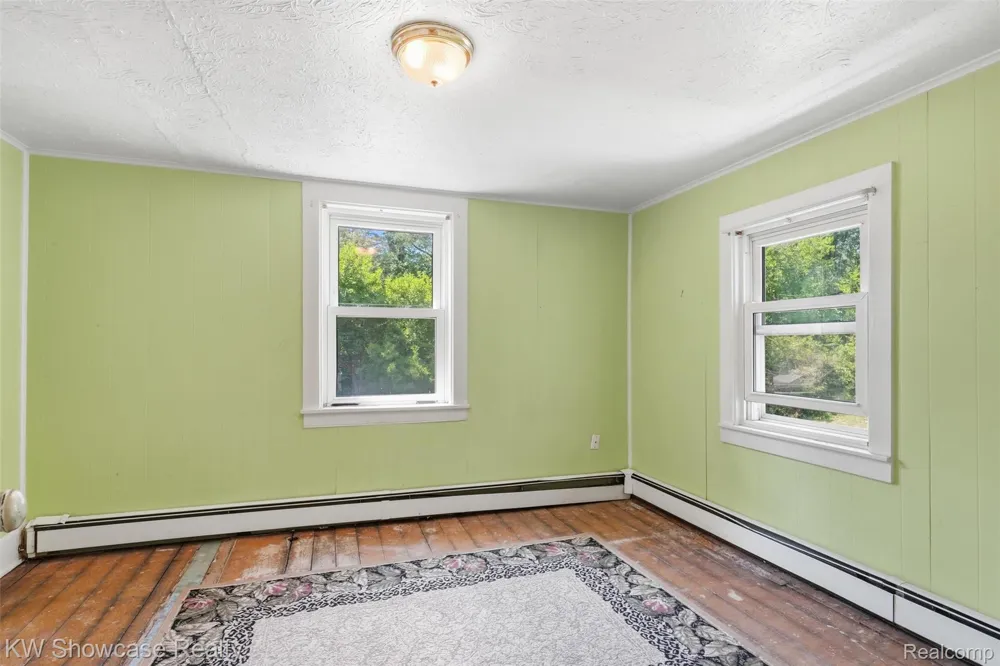 2220 Wixom Road Commerce Charter Township, MI 48382