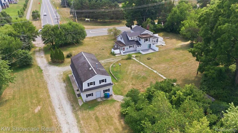 2220 Wixom Road Commerce Charter Township, MI 48382
