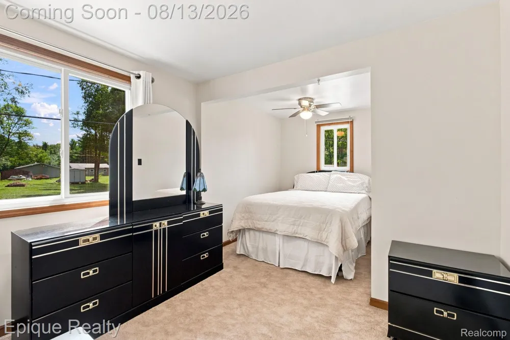 8946 Thomas Street Plainfield Township, MI 48739