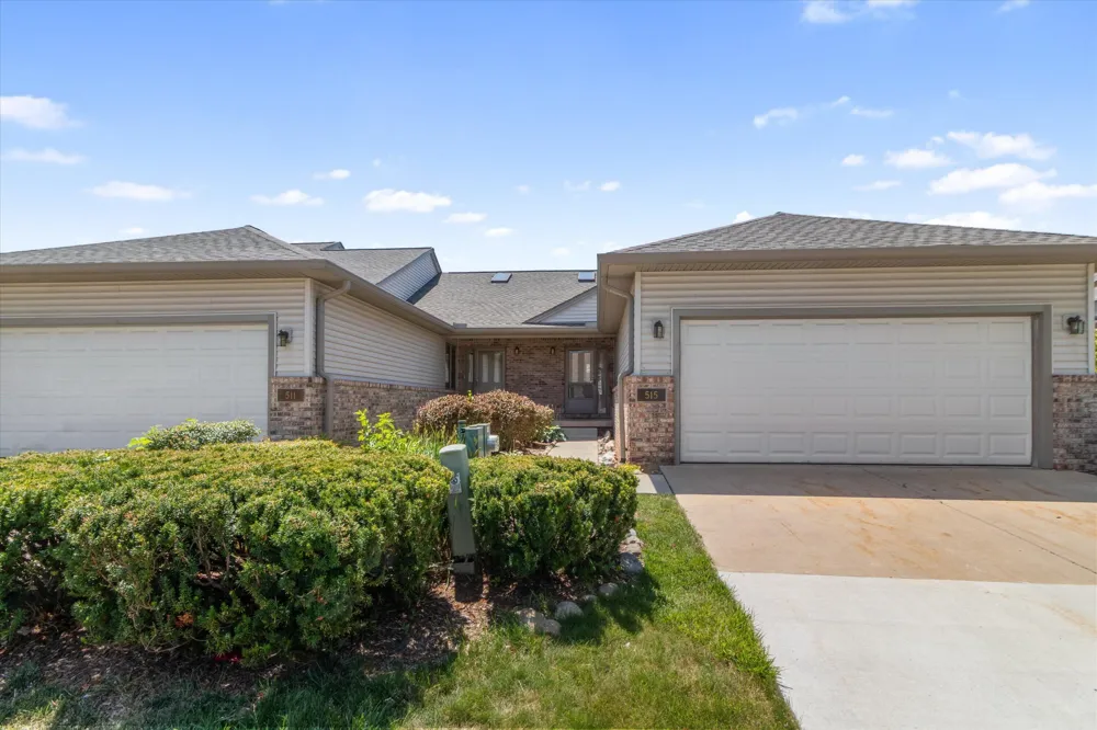 515 Sycamore Circle Saline City, MI 48176