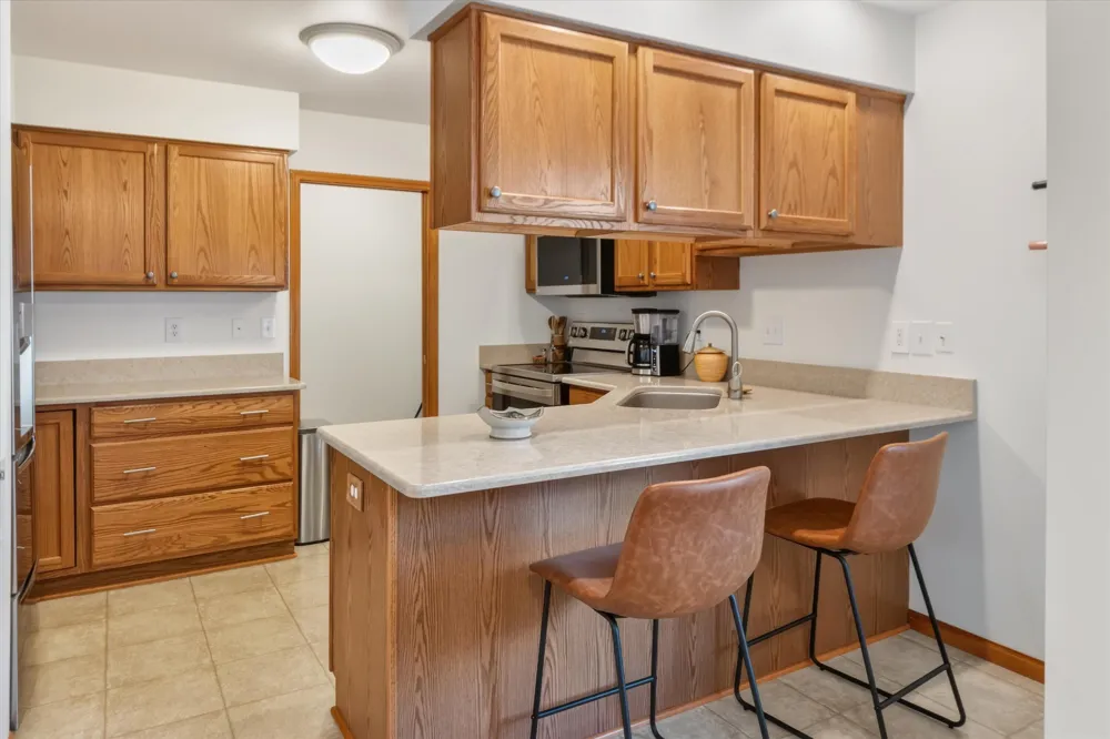 515 Sycamore Circle Saline City, MI 48176