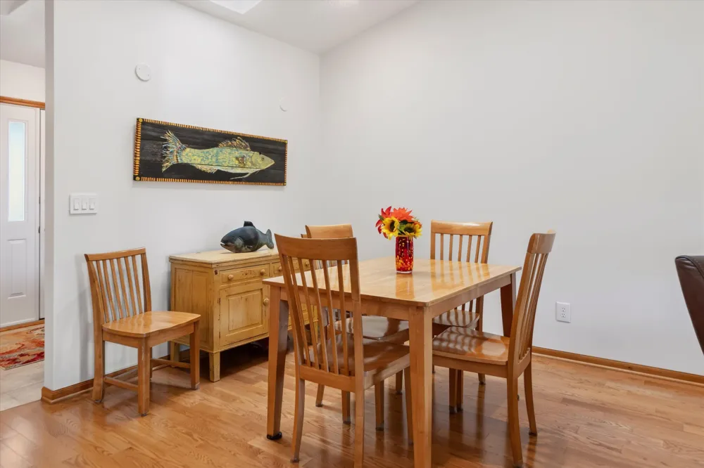 515 Sycamore Circle Saline City, MI 48176