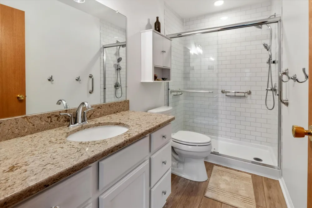 515 Sycamore Circle Saline City, MI 48176