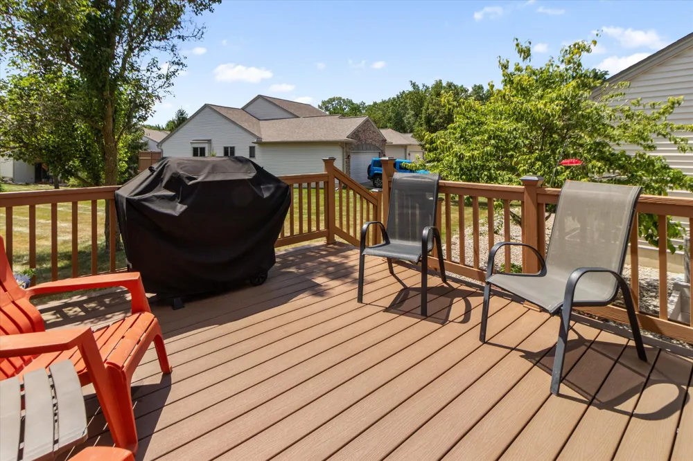 515 Sycamore Circle Saline City, MI 48176
