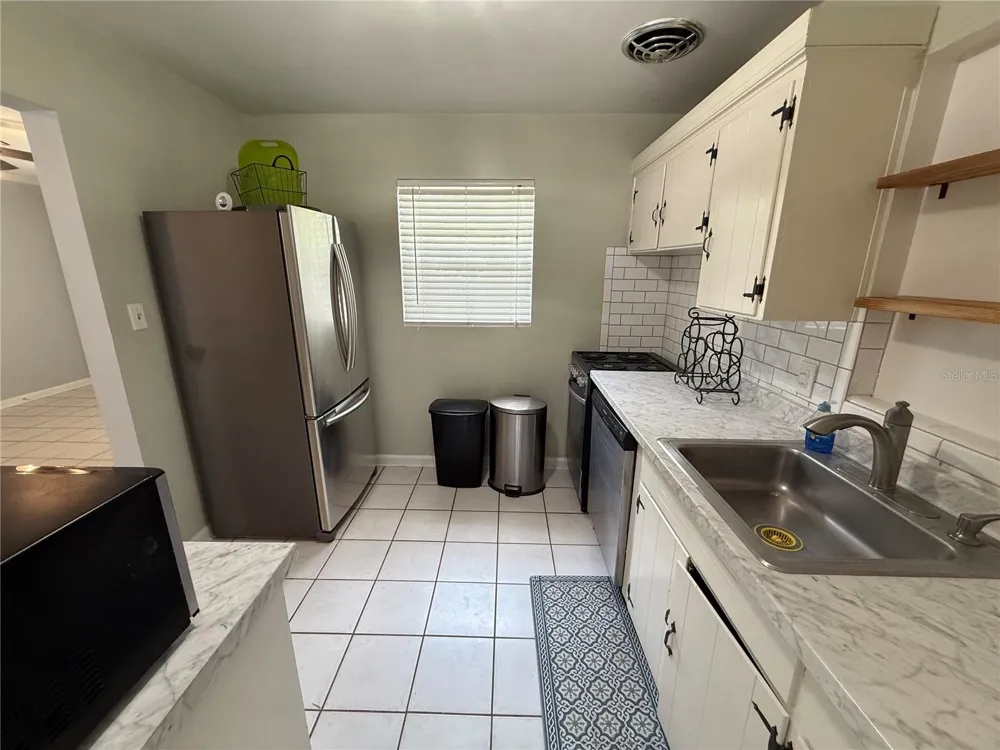 313 NW 34TH DRIVE Gainesville, FL 32607