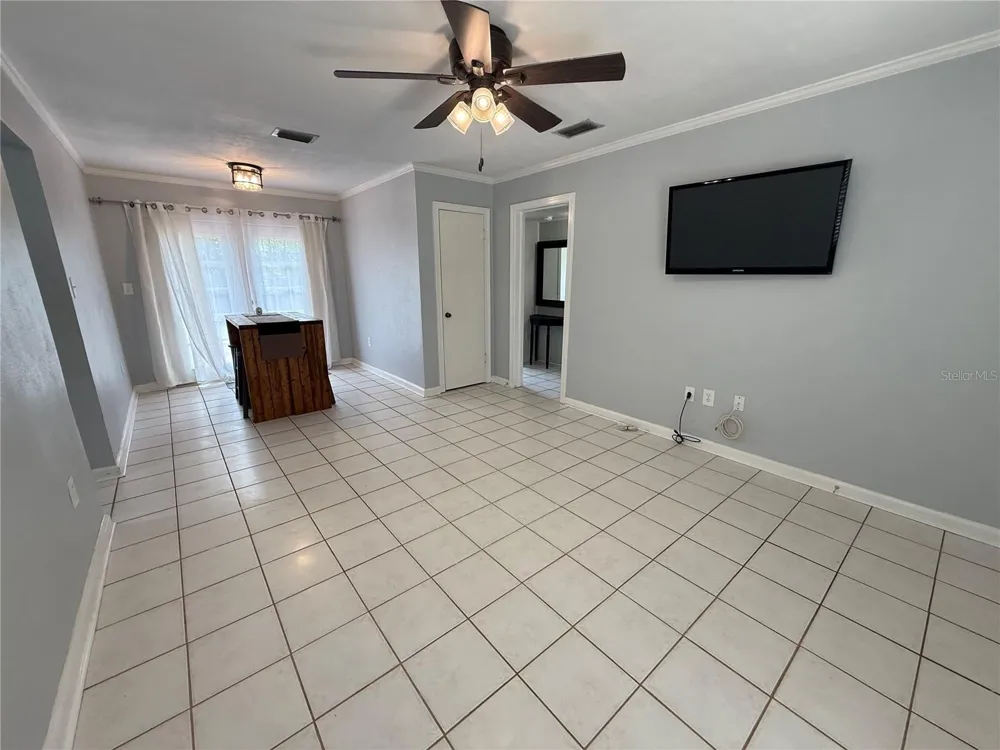 313 NW 34TH DRIVE Gainesville, FL 32607