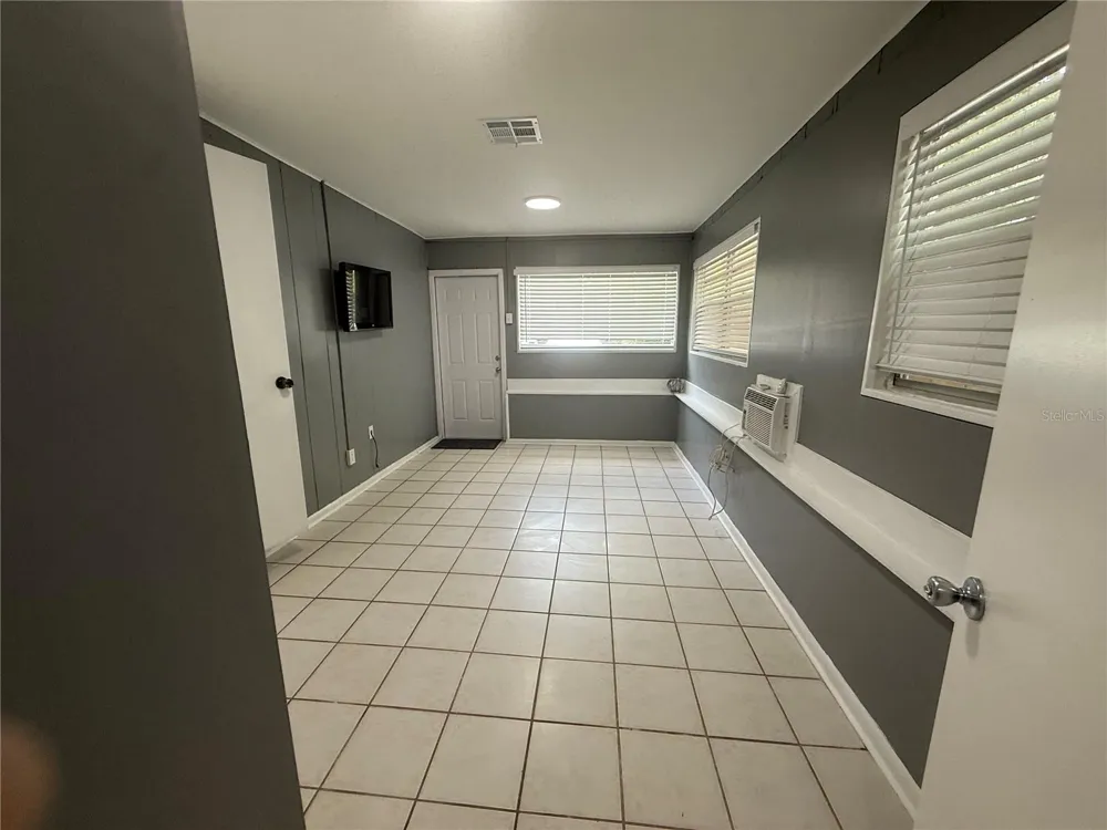 313 NW 34TH DRIVE Gainesville, FL 32607