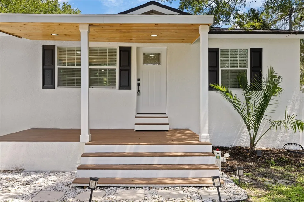 6403 ELLIOT DRIVE Tampa, FL 33615