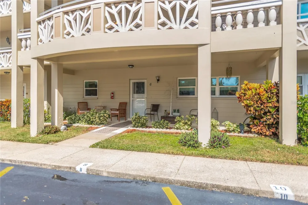 2350 HAITIAN DRIVE #6 Clearwater, FL 33763