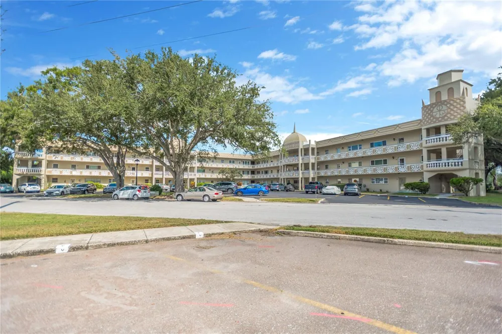2350 HAITIAN DRIVE #6 Clearwater, FL 33763