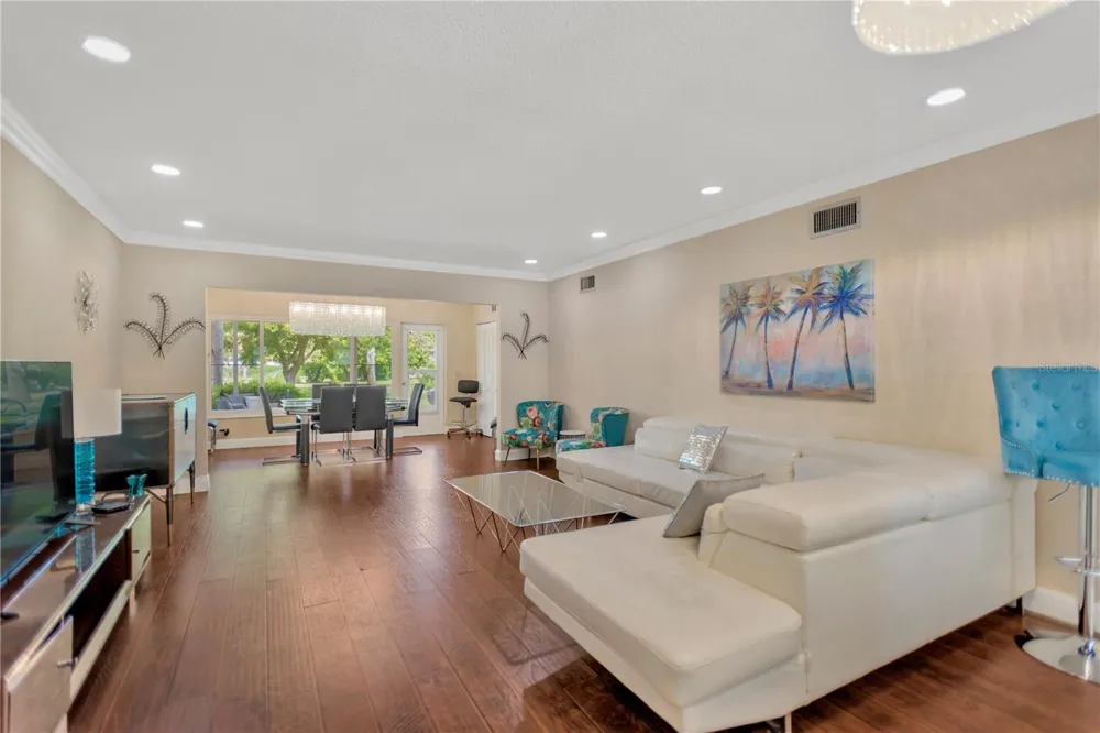 2350 HAITIAN DRIVE #6 Clearwater, FL 33763