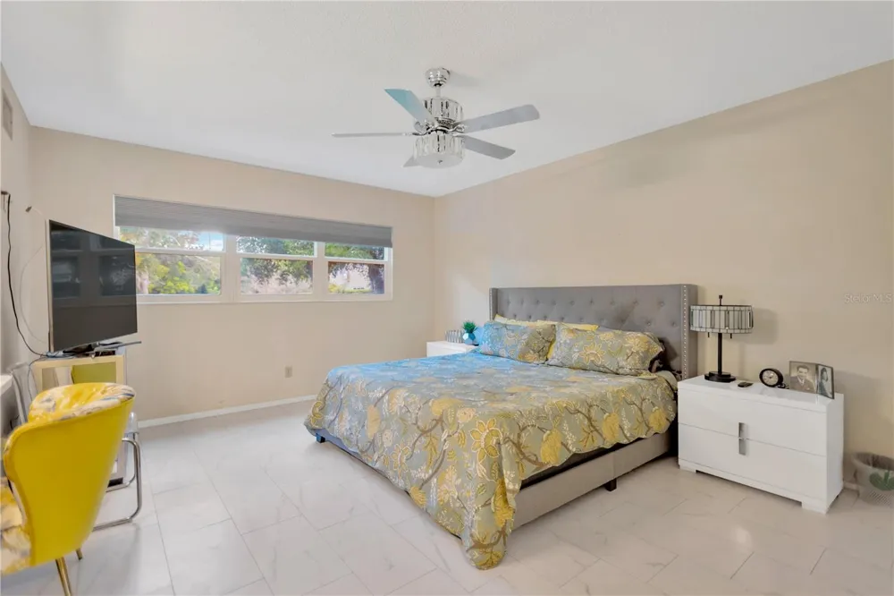 2350 HAITIAN DRIVE #6 Clearwater, FL 33763