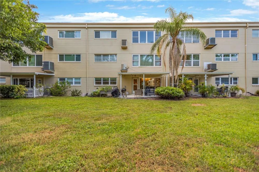 2350 HAITIAN DRIVE #6 Clearwater, FL 33763