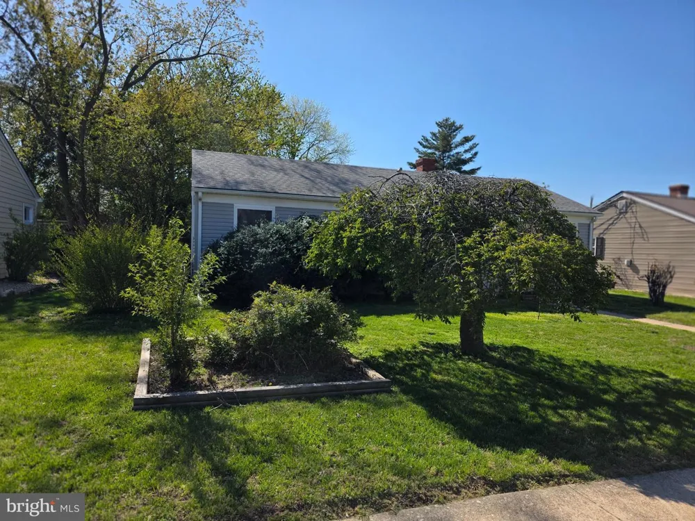 522 CAROL STREET Dover, DE 19904