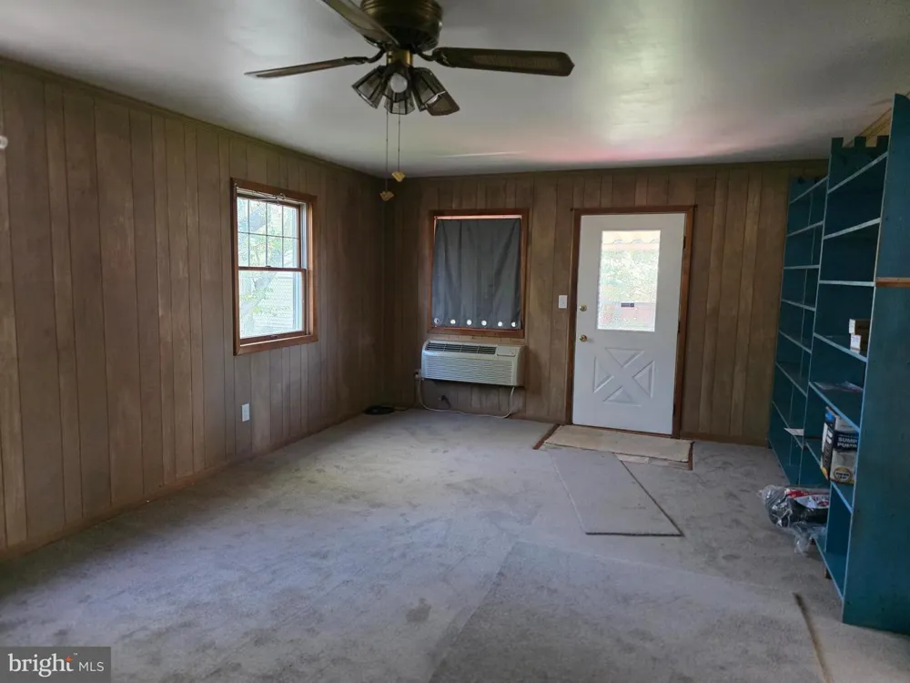 522 CAROL STREET Dover, DE 19904