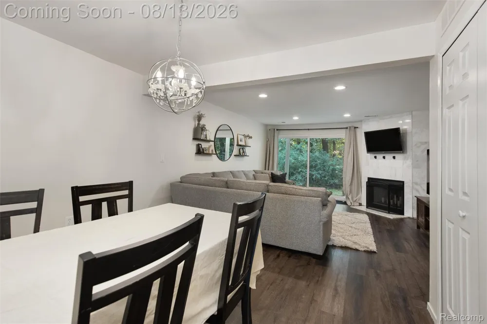 31444 Orchard Creek Farmington Hills City, MI 48334