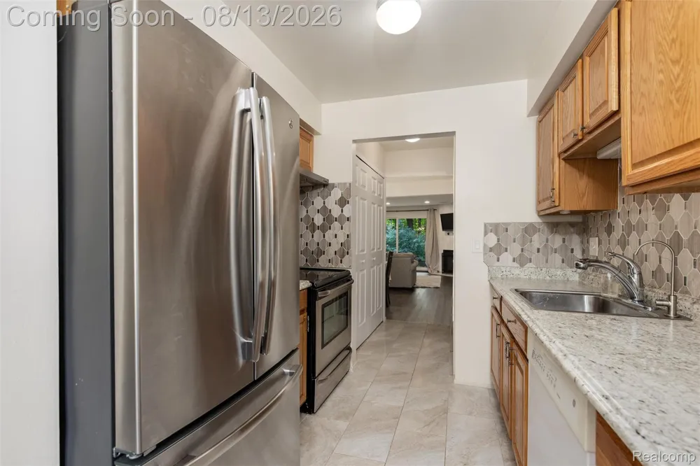 31444 Orchard Creek Farmington Hills City, MI 48334