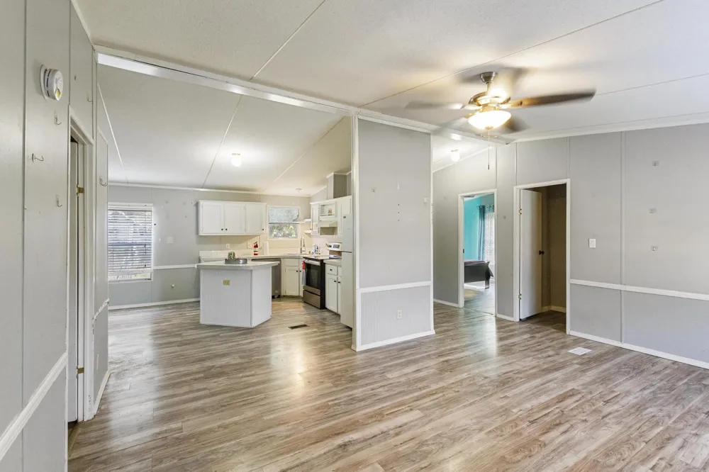 313 Hogan Lane Whitesboro, TX 76273