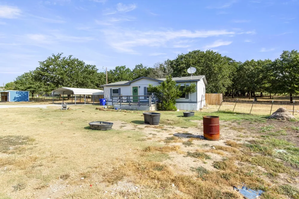 313 Hogan Lane Whitesboro, TX 76273