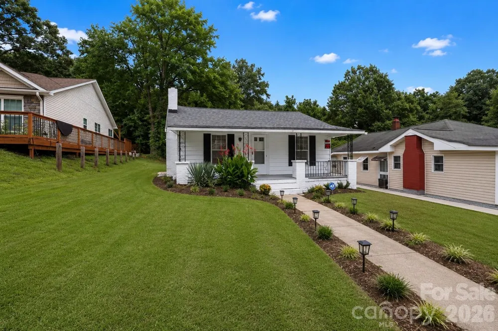 1306 Forrest Street High Point, NC 27262