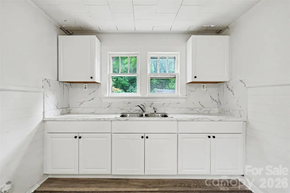 1306 Forrest Street High Point, NC 27262