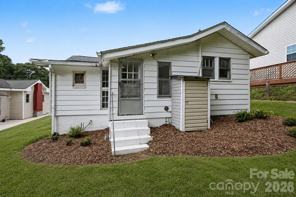 1306 Forrest Street High Point, NC 27262