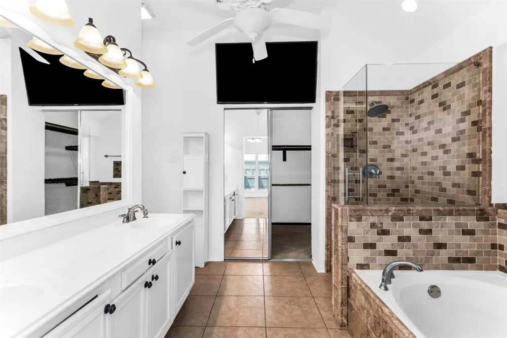 11404 Amber Valley Drive Frisco, TX 75035