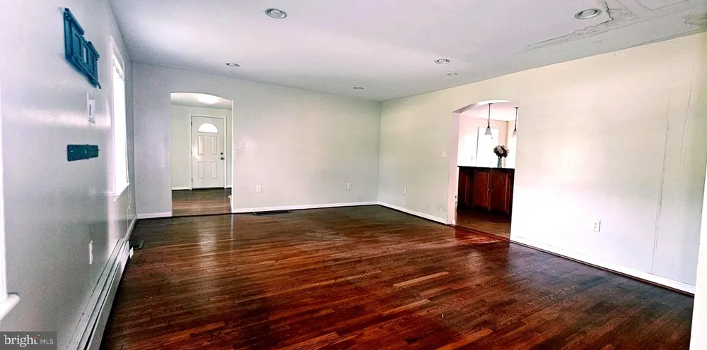6416 AIRLIE ROAD Warrenton, VA 20187