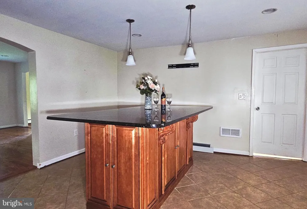 6416 AIRLIE ROAD Warrenton, VA 20187