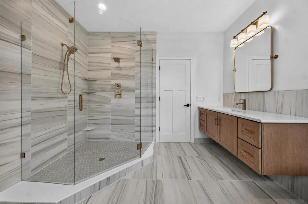 220 Red Oak Lane Rochester Hills, MI 48307